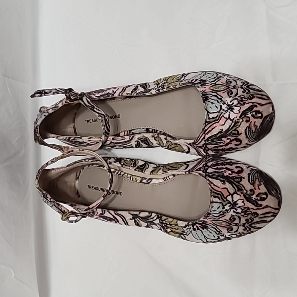 Treasure & bond floral velvet shoes 7.5